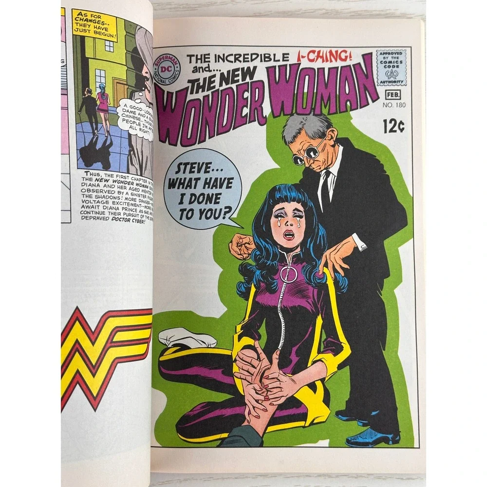 Diana‎ Prince Wonder Woman Volume One Graphic Novel DC Comics